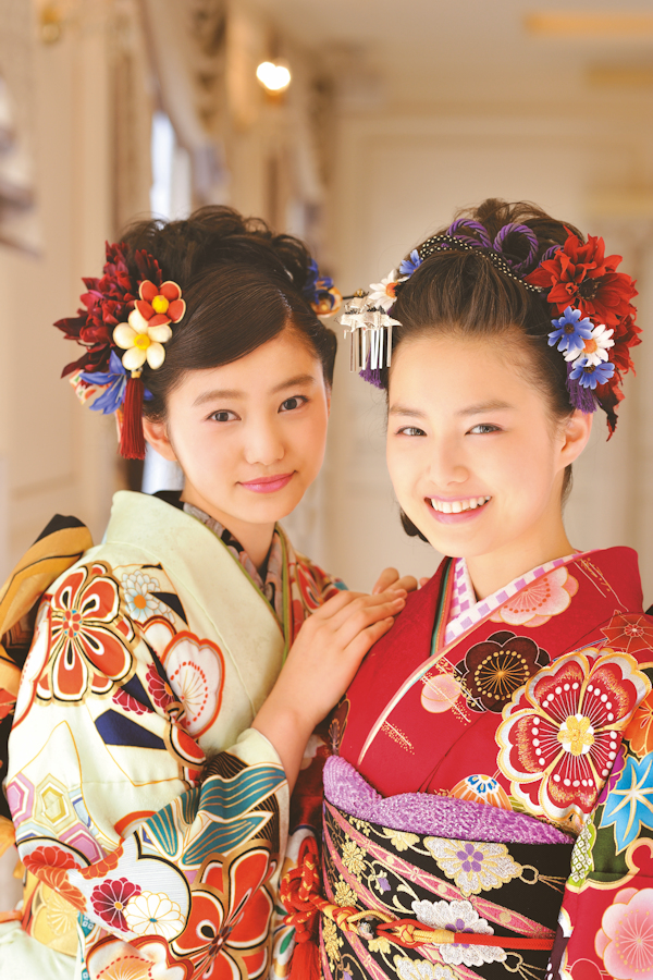 丹後ちりめん株式会社 京都府北部の丹後ちりめん染呉服卸問屋で着物・呉服卸売